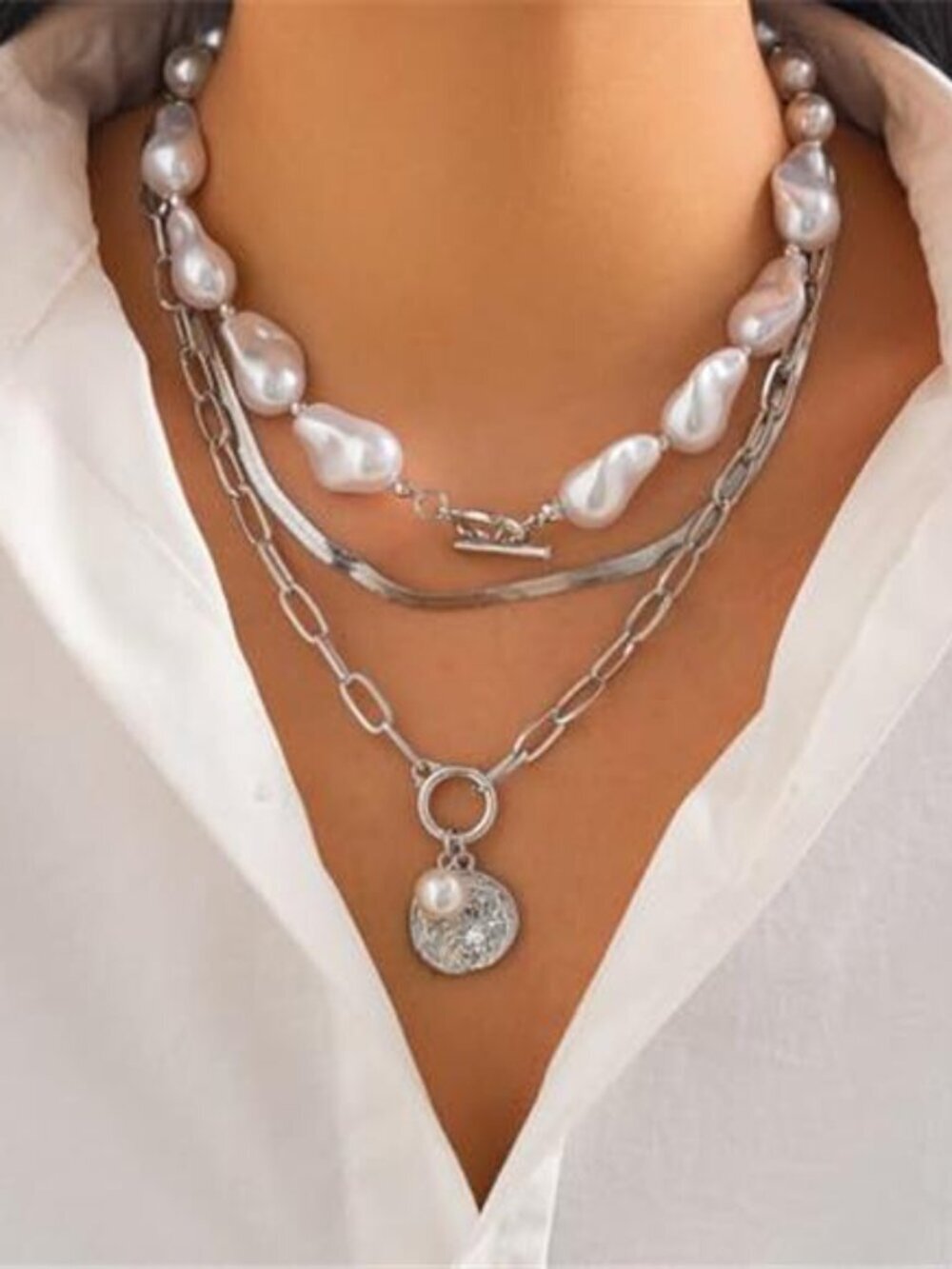 Pearl Pendant Necklaces Chunky Stack  for Women Fashion Layered Baroque Pearls